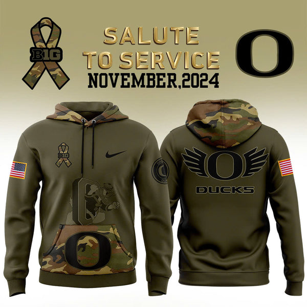 Men Oregon Ducks Football Camo 2024 Salute to Service Club Fleece Pullover Hoodie