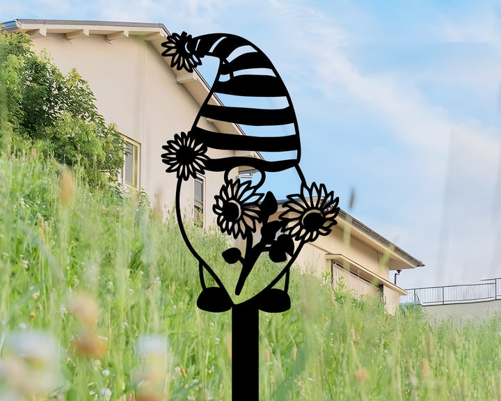 Gnome Set of 3 Yard Stakes, 3 Gnome Set, Housewarming Gift, Metal Home Decor, Laser Cut Metal Yard Art, Gnomes Gardening Pack, Garden Decor