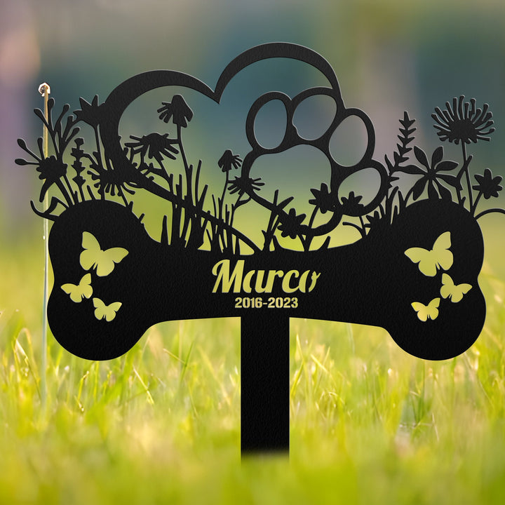 Custom Dog Memorial Stake with Heart and Paw, Dog Garden Metal Stake Sign, Personalized Dog Name Yard Stake, Metal Dog Pet Memorial Marker