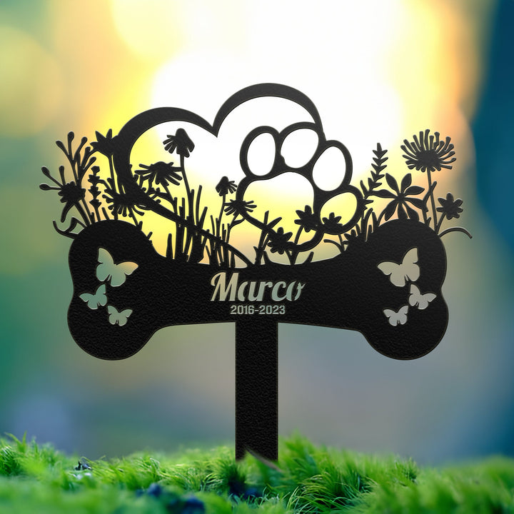 Custom Dog Memorial Stake with Heart and Paw, Dog Garden Metal Stake Sign, Personalized Dog Name Yard Stake, Metal Dog Pet Memorial Marker
