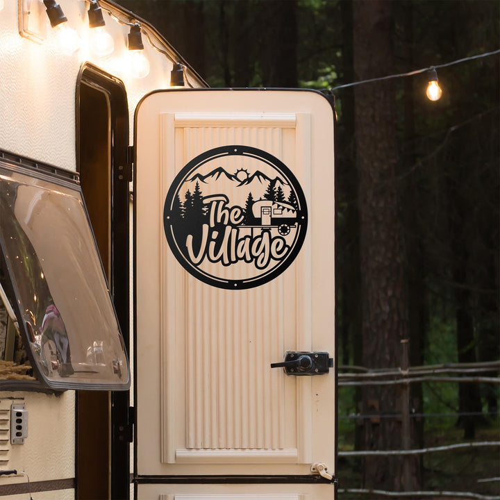 Custom Campsite Sign With Family Name Outdoor Wall Art For Camper Or RV Personalized Gift For Campsite Metal Art Decor With Last Name