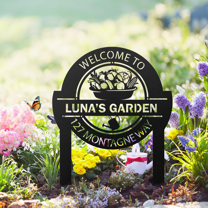 Metal Garden Sign with Stakes: Personalizable| Custom Round Sign for Garden Decoration| Gardeners Gift| Unique Gift for Mother Day