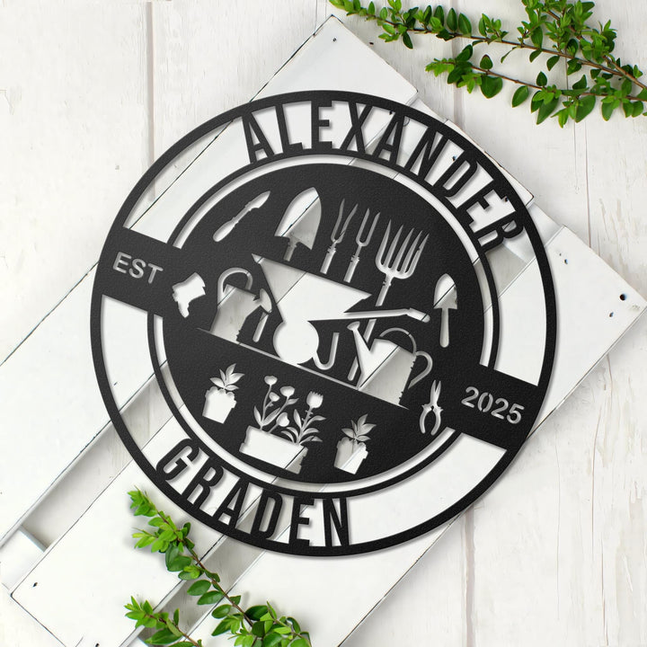 Personalized Garden Metal Signs, Custom Large Sign for She Shed Garden, Name Wall Art for Garden Outdoor Decor, Outdoor Plaque, Mom's Gift