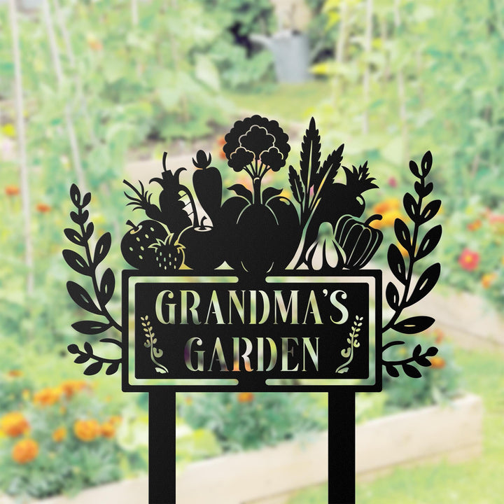 Garden Sign Custom Vegetable Garden Stake, Personalized Garden Name Sign, Garden Decor, Gardeners Gift, Yard Sign, Gift for Mom Grandma