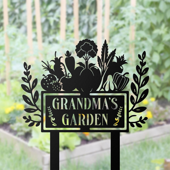 Garden Sign Custom Vegetable Garden Stake, Personalized Garden Name Sign, Garden Decor, Gardeners Gift, Yard Sign, Gift for Mom Grandma