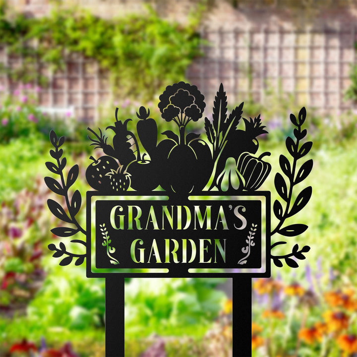 Garden Sign Custom Vegetable Garden Stake, Personalized Garden Name Sign, Garden Decor, Gardeners Gift, Yard Sign, Gift for Mom Grandma