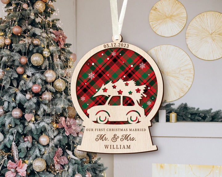 First Christmas Ornament, Married Ornament, Custom Couples Name Ornament, Engagement Ornament, Engaged Christmas Ornament, Couples Gift