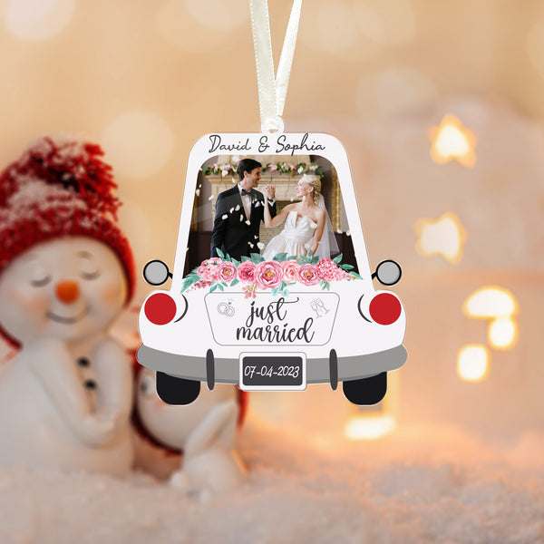 Couple Photo Ornament, Custom Married Ornament, Engagement Ornament, Photo Ornament, Newlywed Car Ornament, Christmas Ornament, Wedding Gift