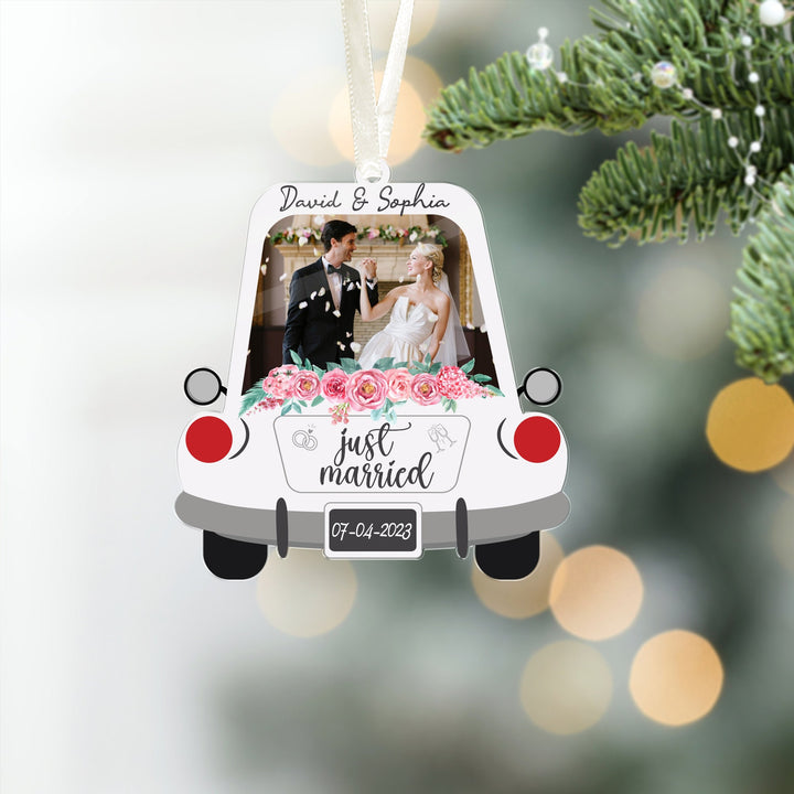 Couple Photo Ornament, Custom Married Ornament, Engagement Ornament, Photo Ornament, Newlywed Car Ornament, Christmas Ornament, Wedding Gift
