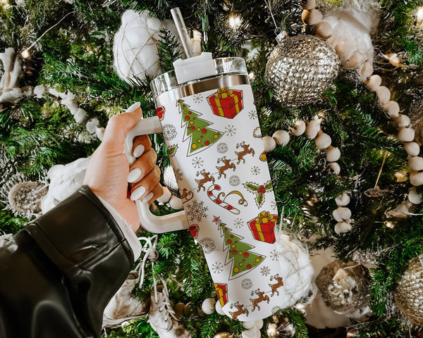 Christmas Tree and ReindeerTumbler, Merry Christmas 40oz Cup, Design Christmas 40oz Stainless Steel Tumbler With Lid and Straw.